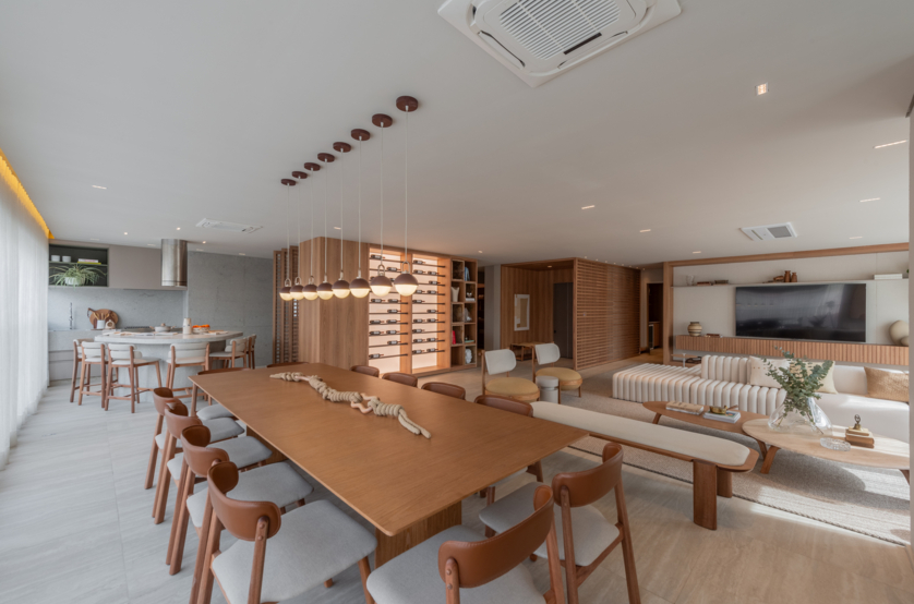 Terraço com churrasqueira a carvão e infraestrutura para churrasqueira a gás do apartamento de 3 suítes de 268m² (Foto do decorado)