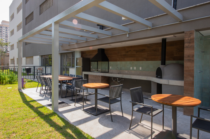 Churrasqueira com forno para pizza - 4º pavimento (Foto do local)