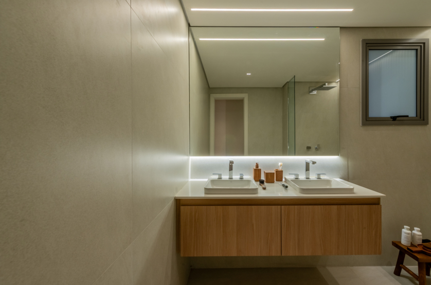 Banheiro da suíte principal - 171m² (Foto do decorado)