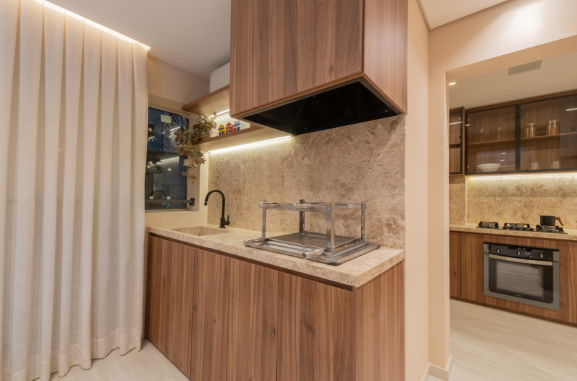 Terraço com churrasqueira a carvão - 131m² (Foto do decorado)